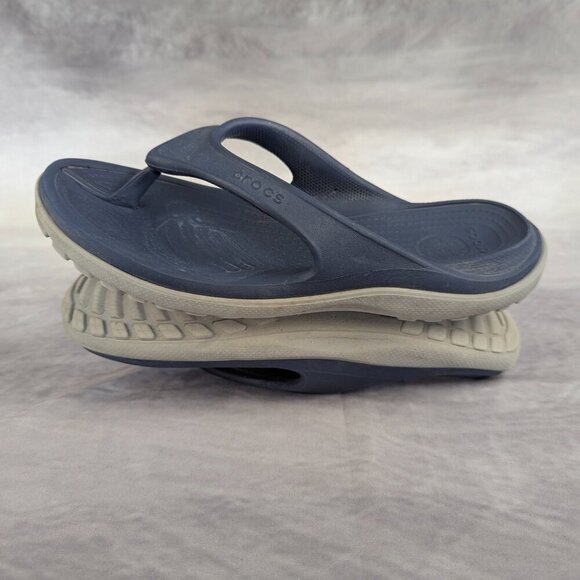 Crocs flip flops size 7 navy/gray - Picture 5 of 7